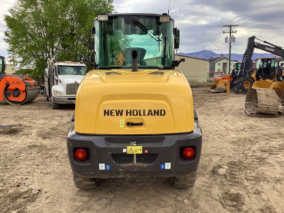 New Holland W80C