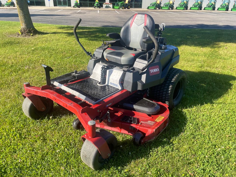 Toro Titan My Ride 54