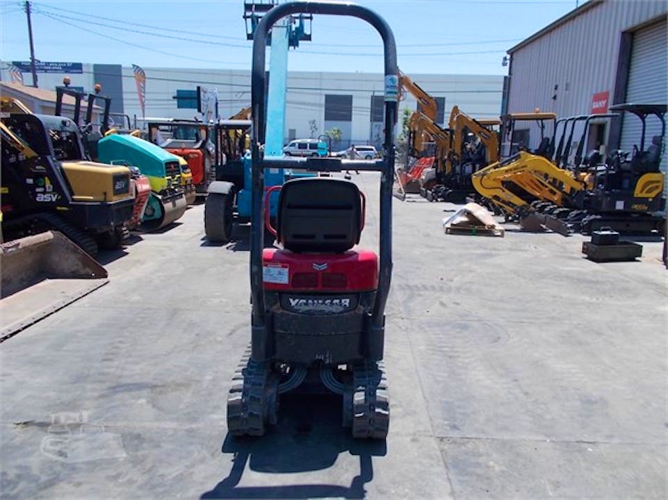 YANMAR SV08-1D
