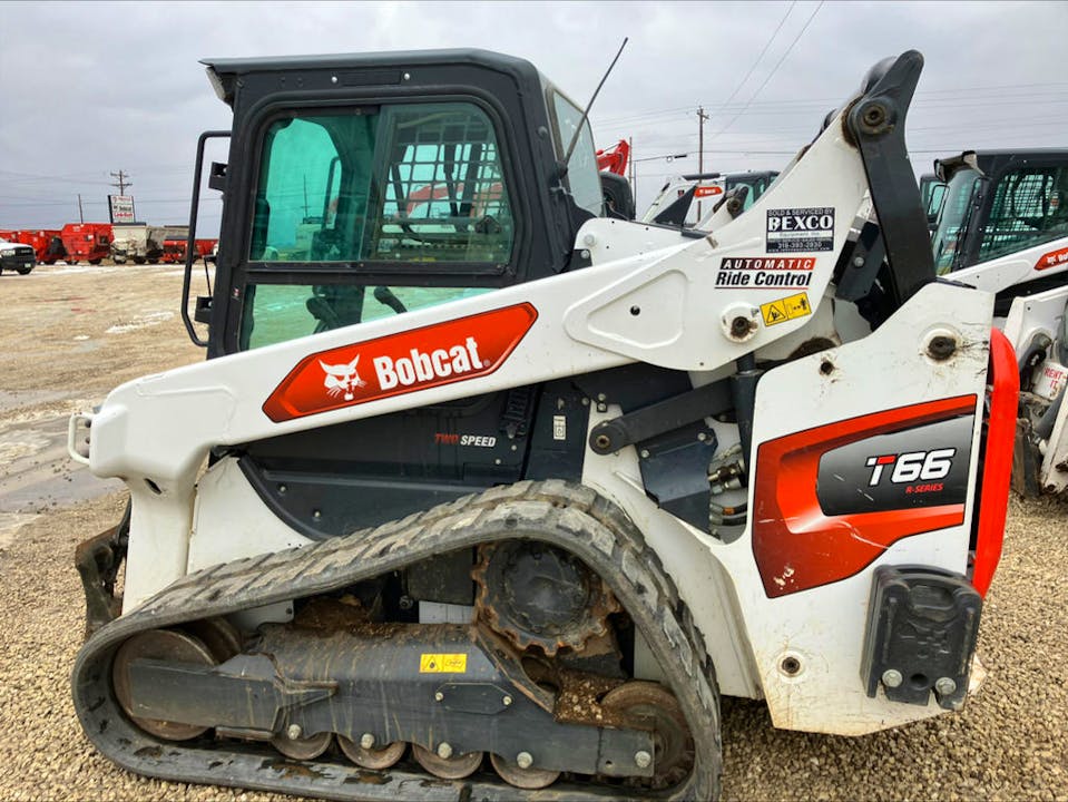 Bobcat T66