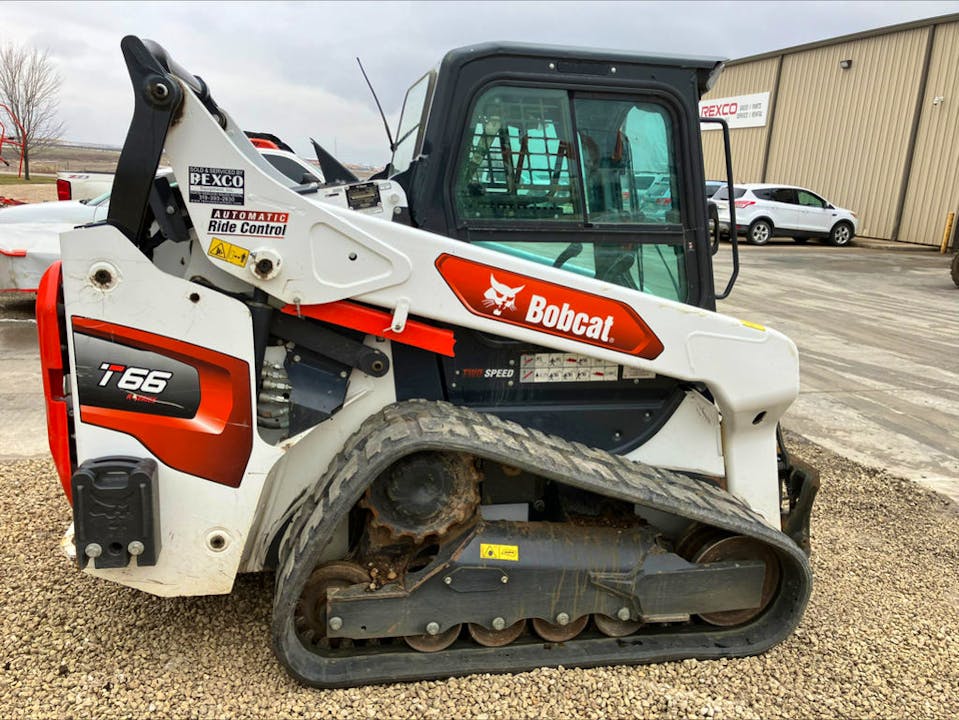 Bobcat T66