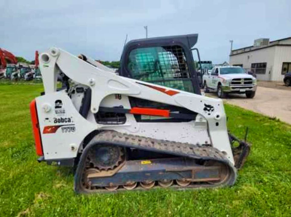 Bobcat T770