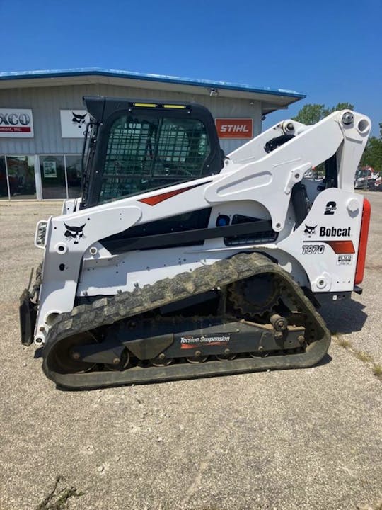 Bobcat T870