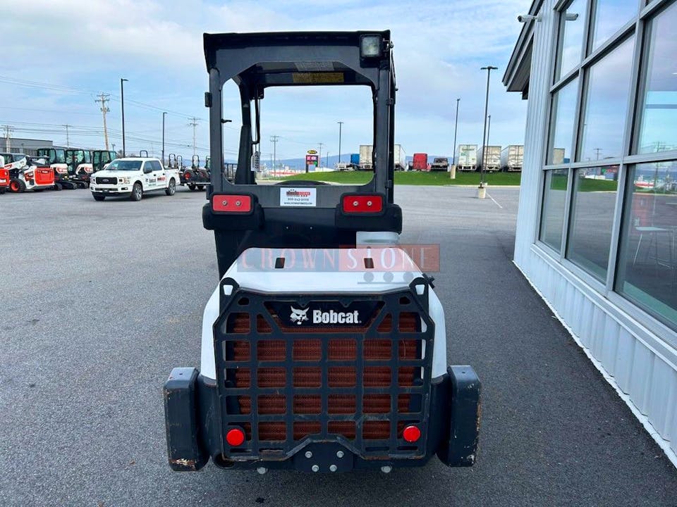 Bobcat L28