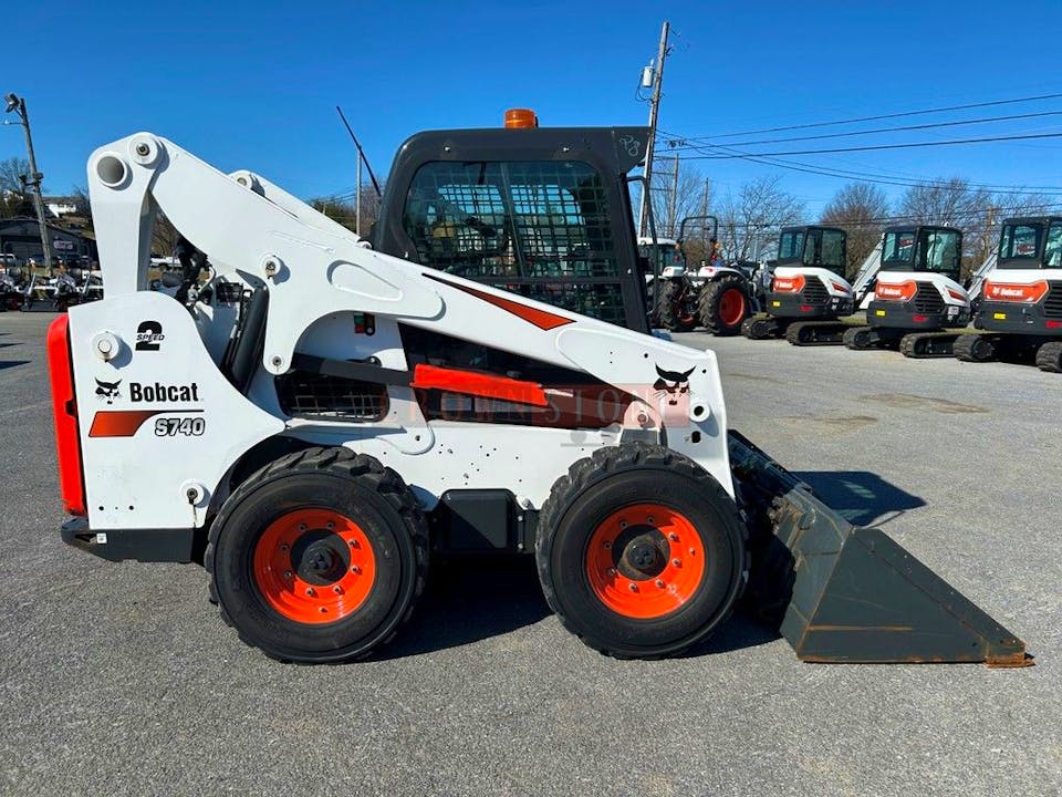 Bobcat S740