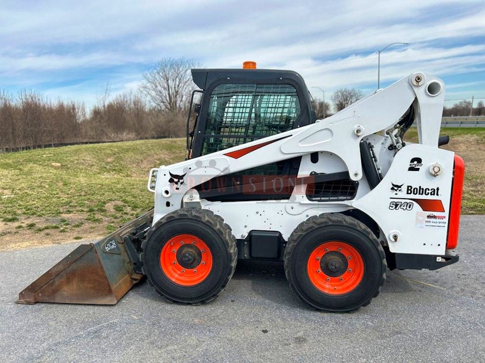 Bobcat S740
