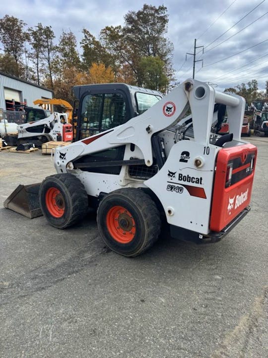 Bobcat S740