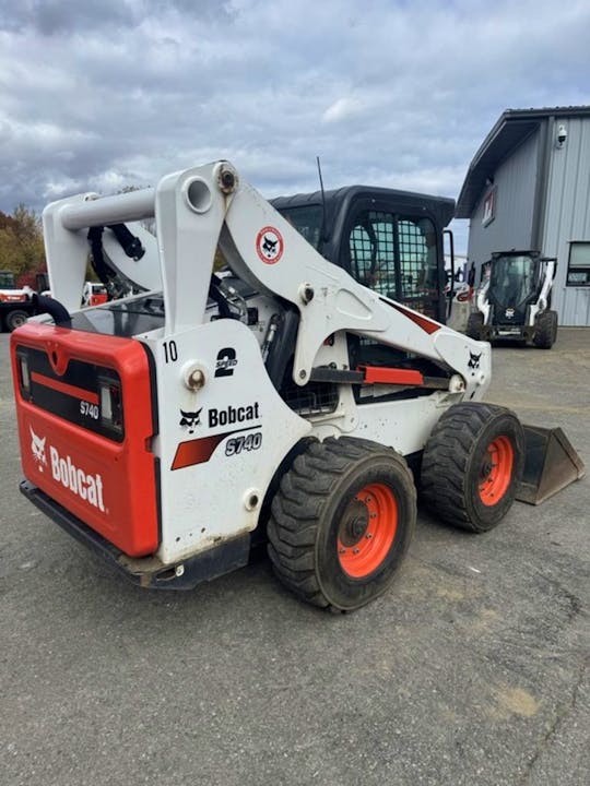 Bobcat S740