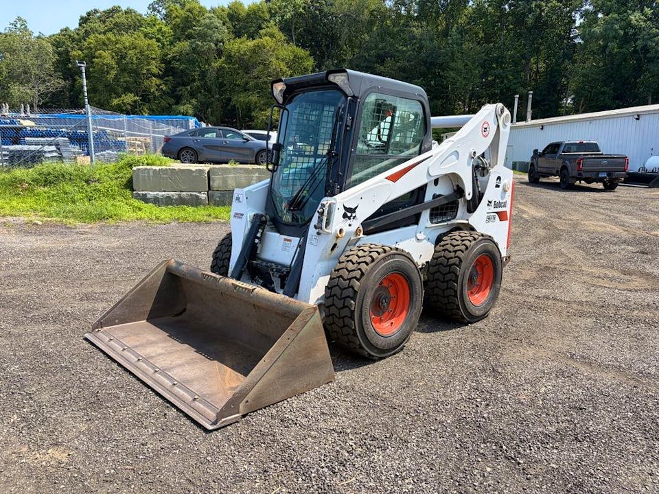 Bobcat S740