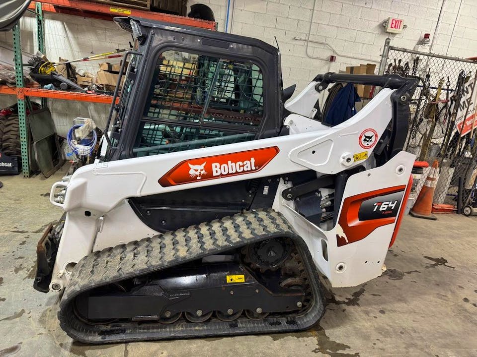 Bobcat T64