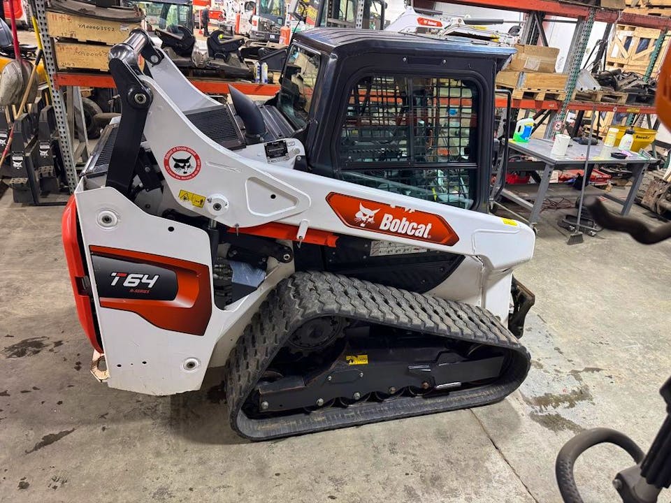 Bobcat T64