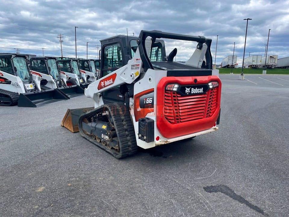 Bobcat T66