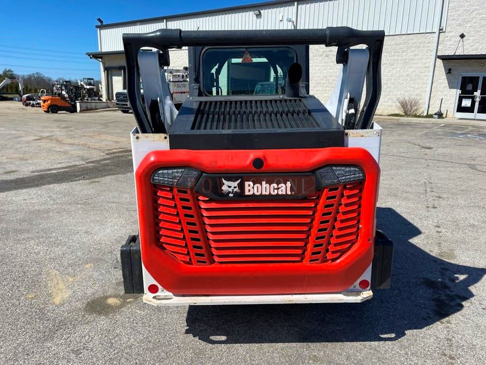 Bobcat T66