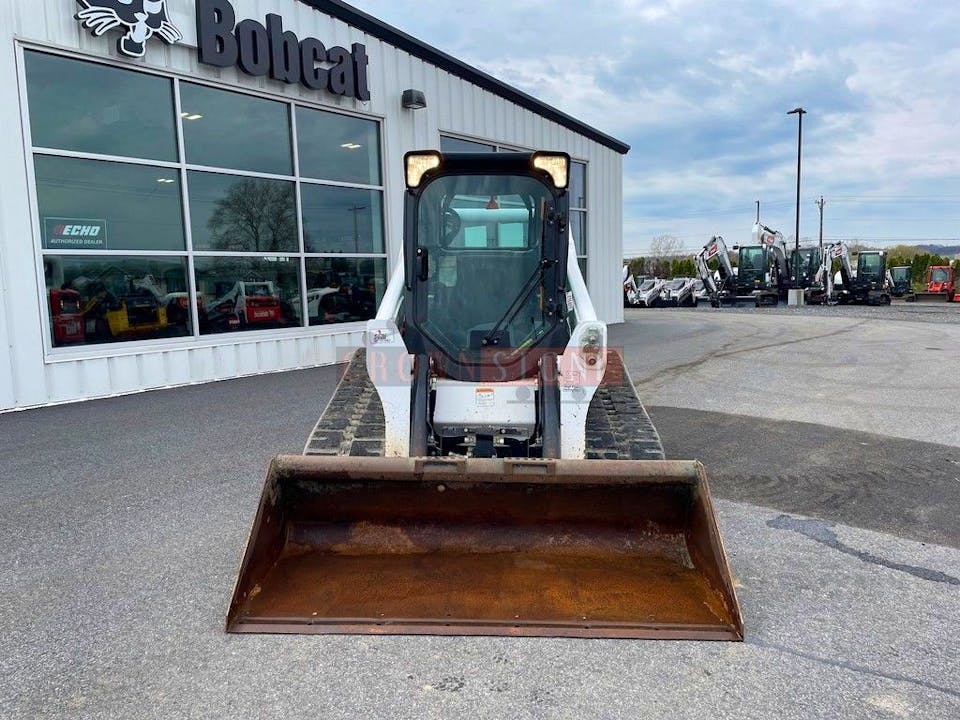 Bobcat T740