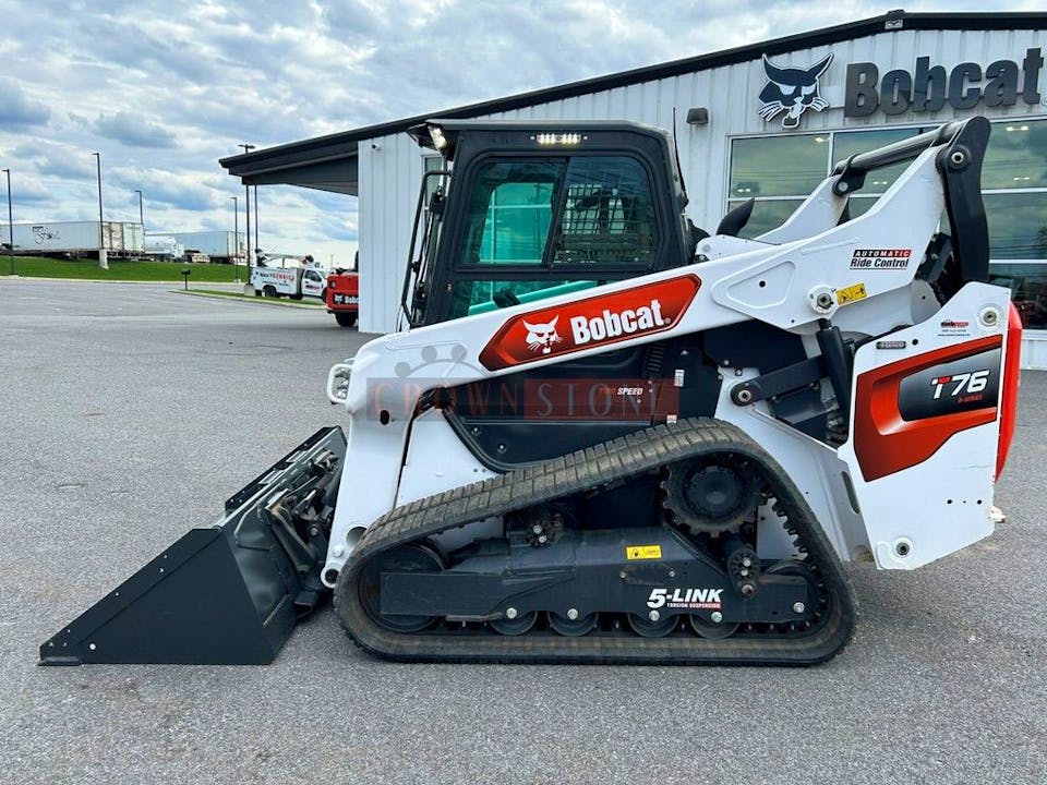 Bobcat T76