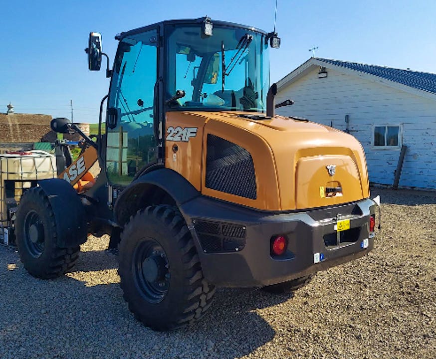 Case 221F HS HIGH SPEED COMPACT