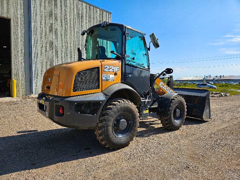 Case 221F HS HIGH SPEED COMPACT