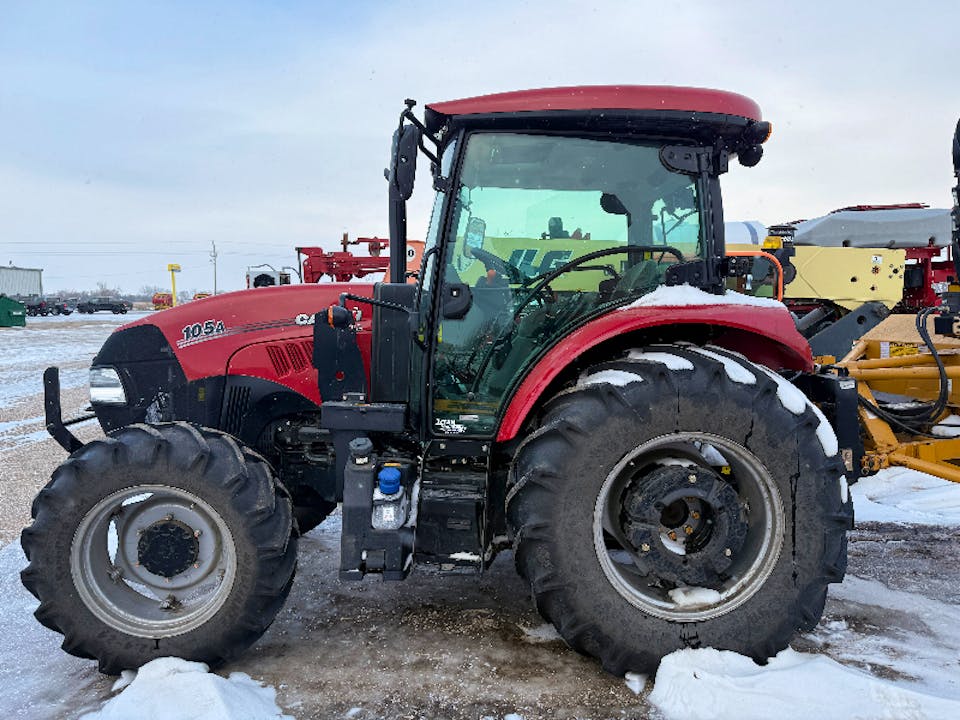 CASE IH FARMALL 105A