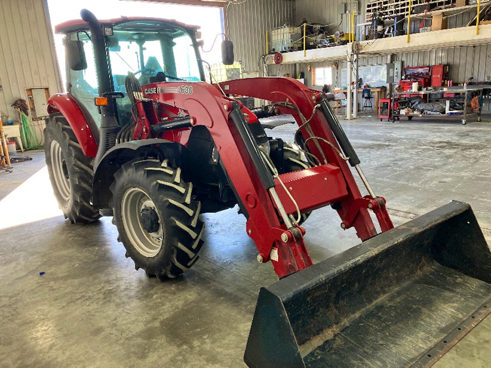 CASE IH FARMALL 120C