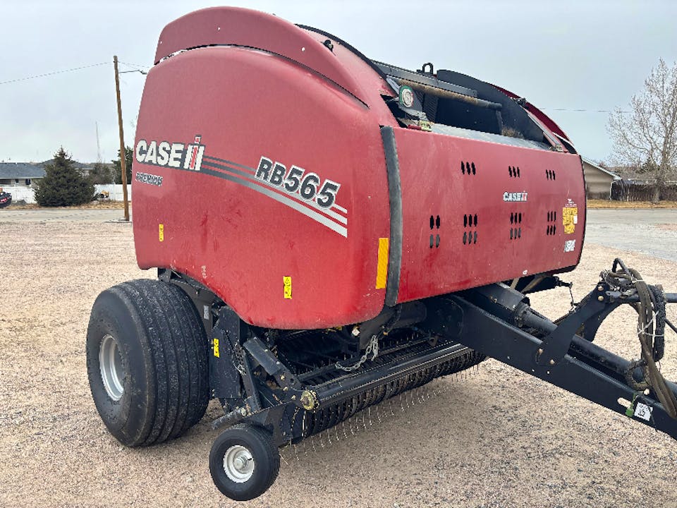 CASE IH RB565