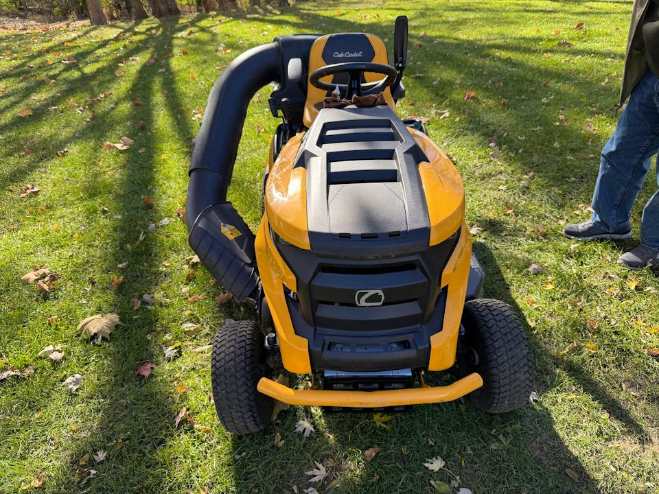 Cub Cadet LX42 KH