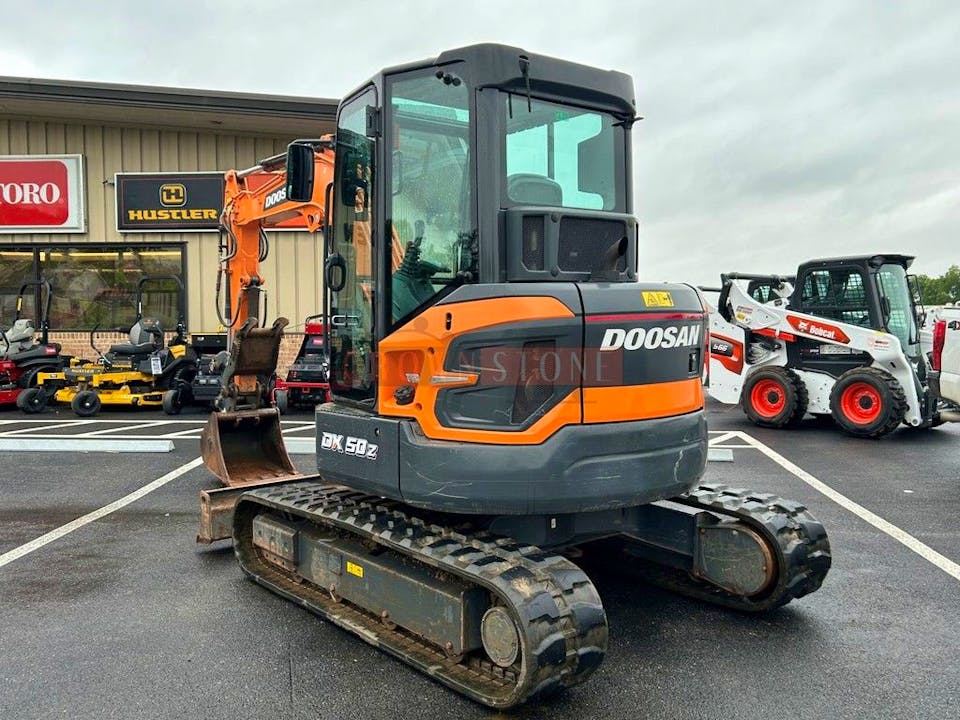 Doosan DX50Z-7