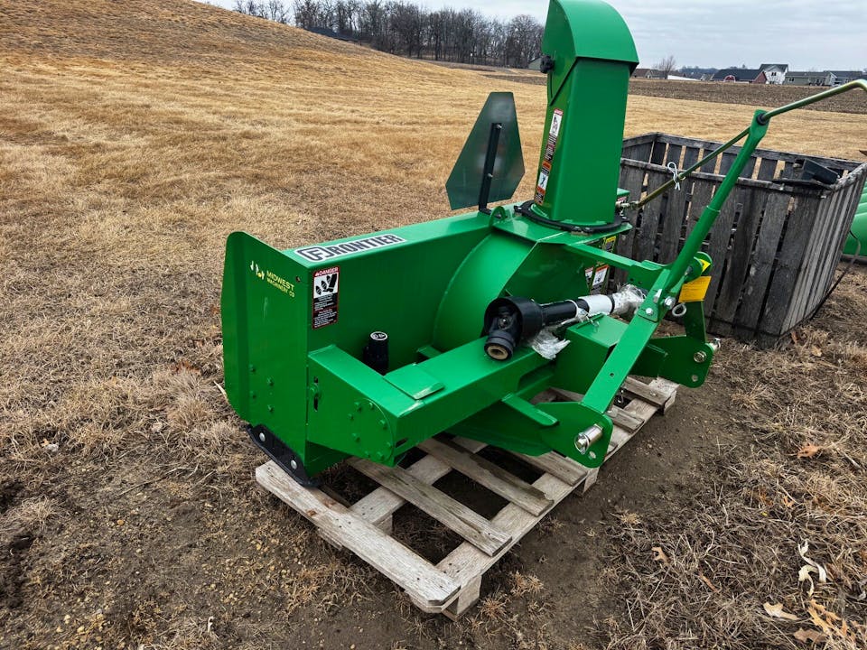 Frontier SB1164 Snowblower