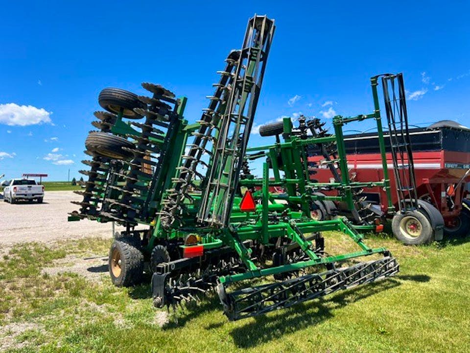 GREAT PLAINS 2400TM
