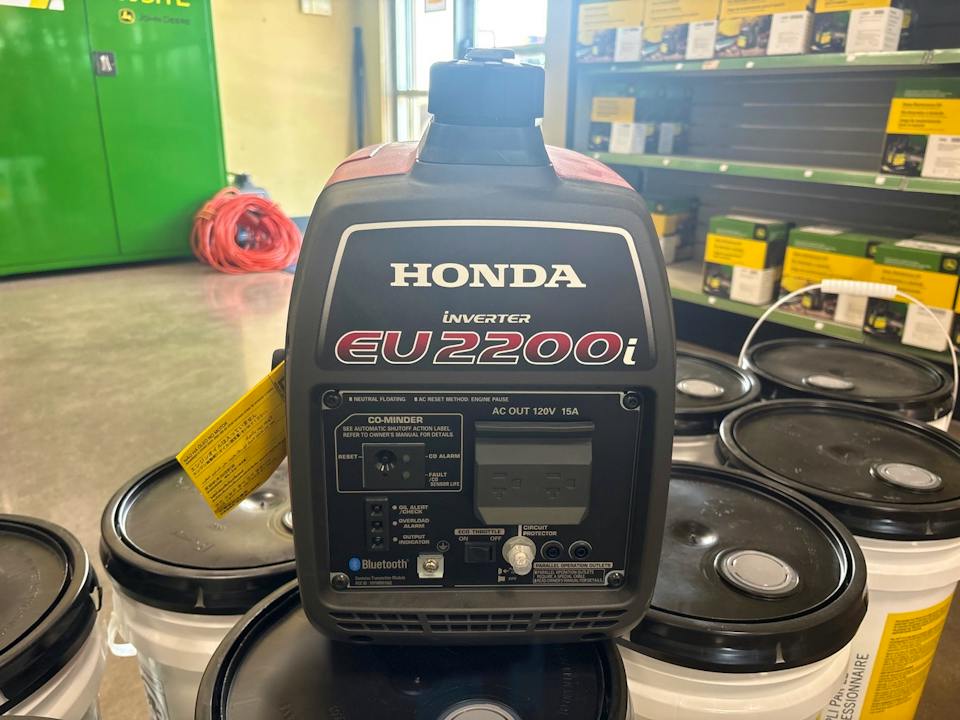 Honda EU2200I
