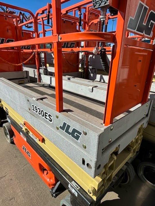 JLG INDUSTRIES 1930ES