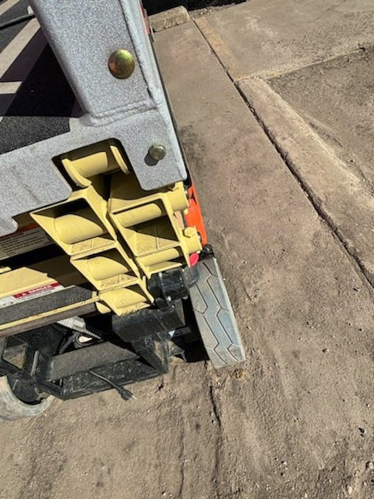 JLG INDUSTRIES 1930ES