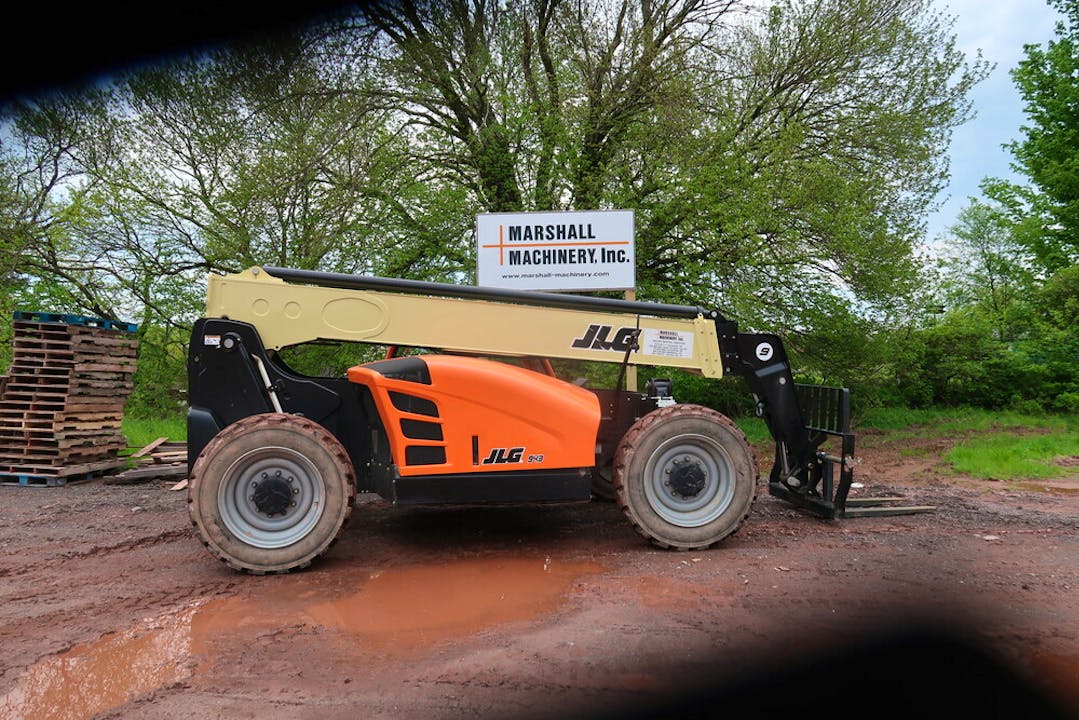 JLG 943
