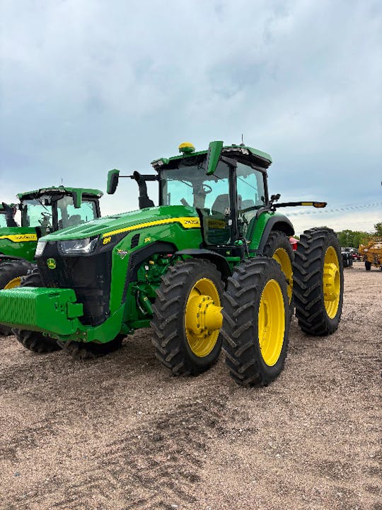 John Deere 8R370