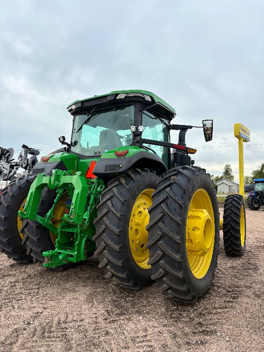 John Deere 8R370