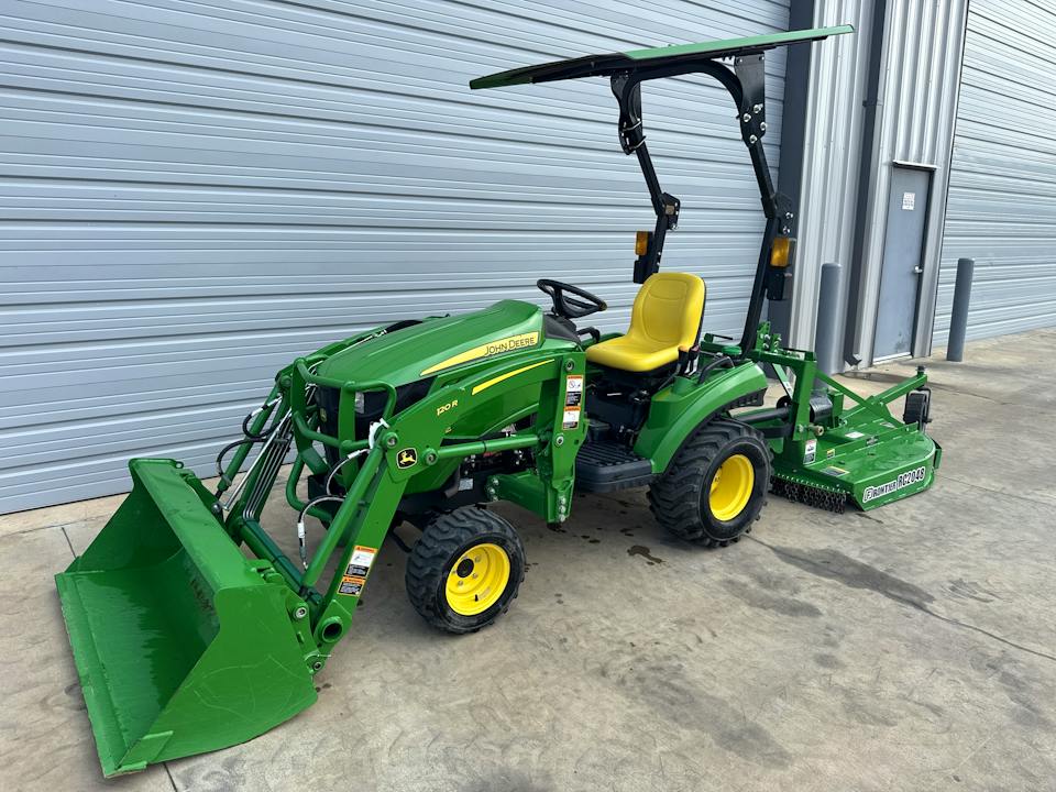 John Deere 1023E