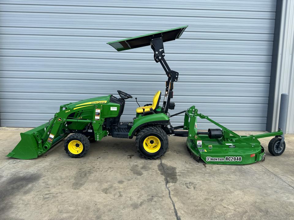 John Deere 1023E