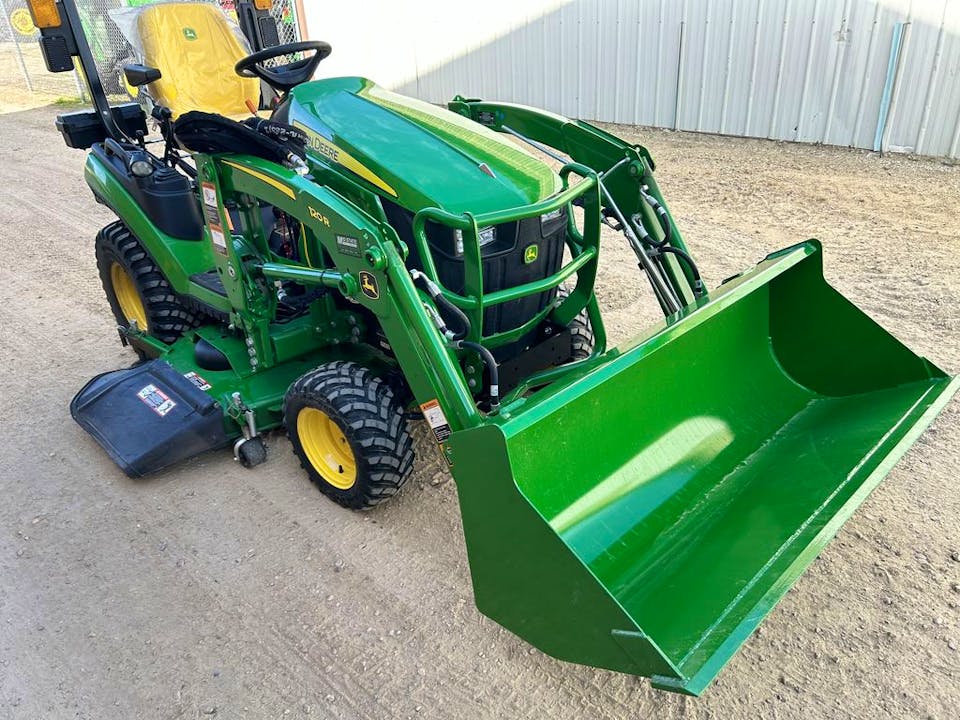 John Deere 1025R