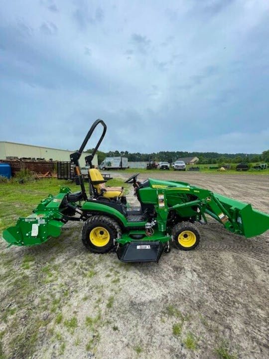 John Deere 1025R