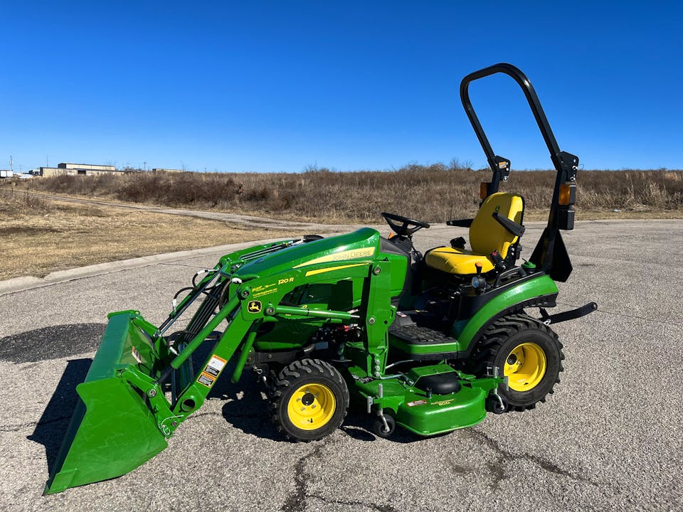 John Deere 1025R