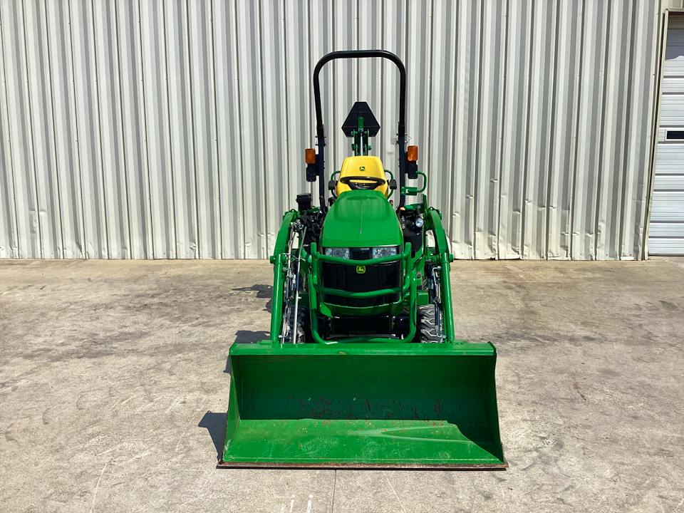John Deere 1025R