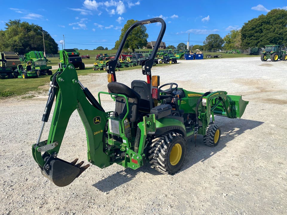 John Deere 1025R