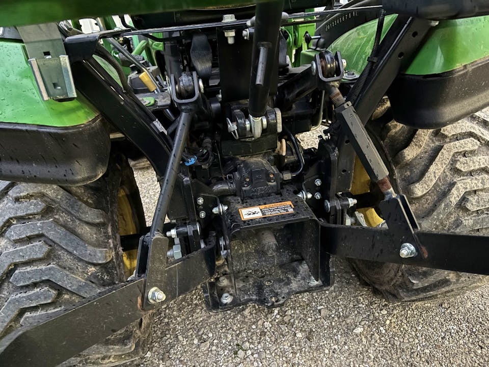 John Deere 1025R