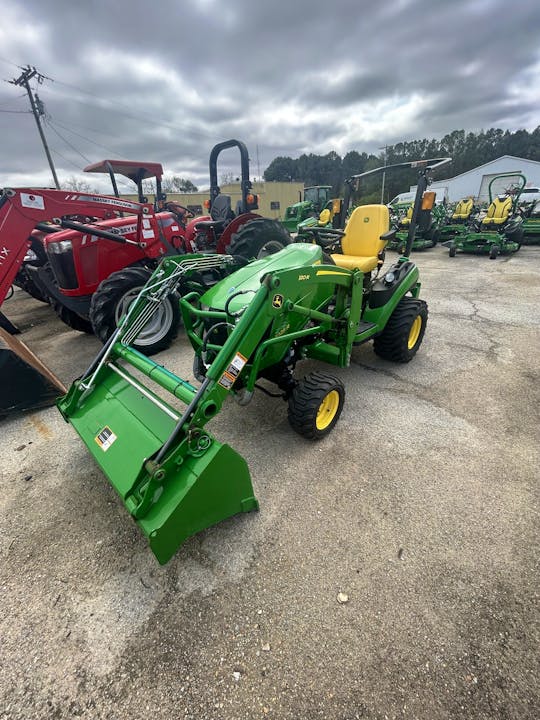 John Deere 1025R