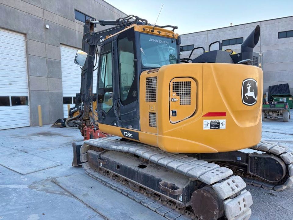 John Deere 135G