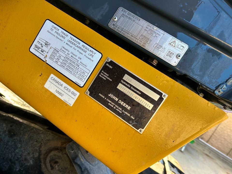 John Deere 135G