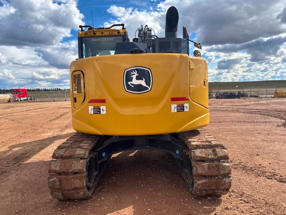 John Deere 135G