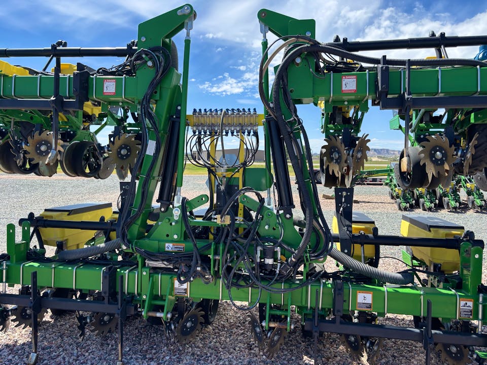 John Deere 1725