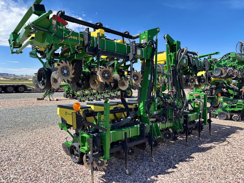John Deere 1725