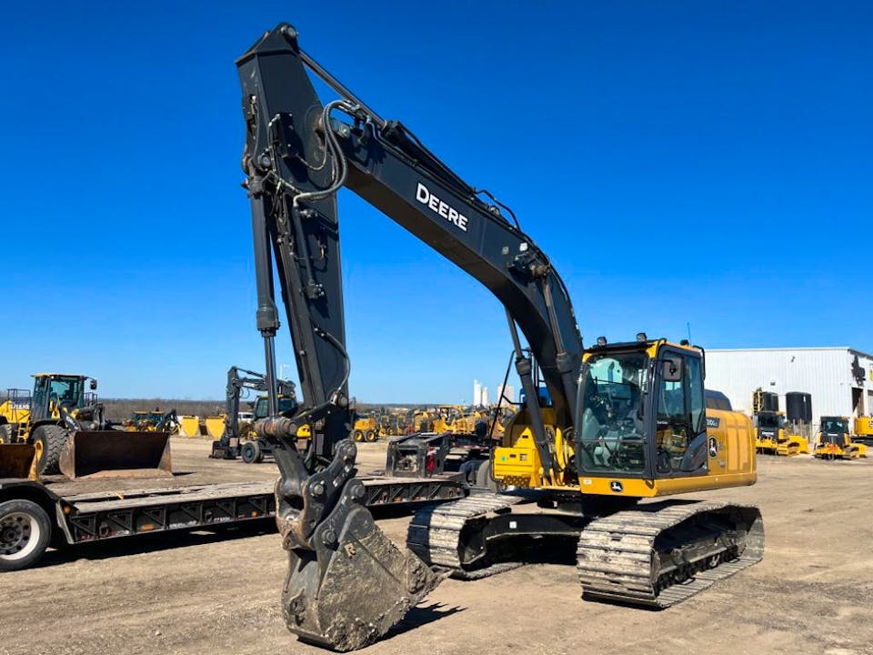 John Deere 210GLC