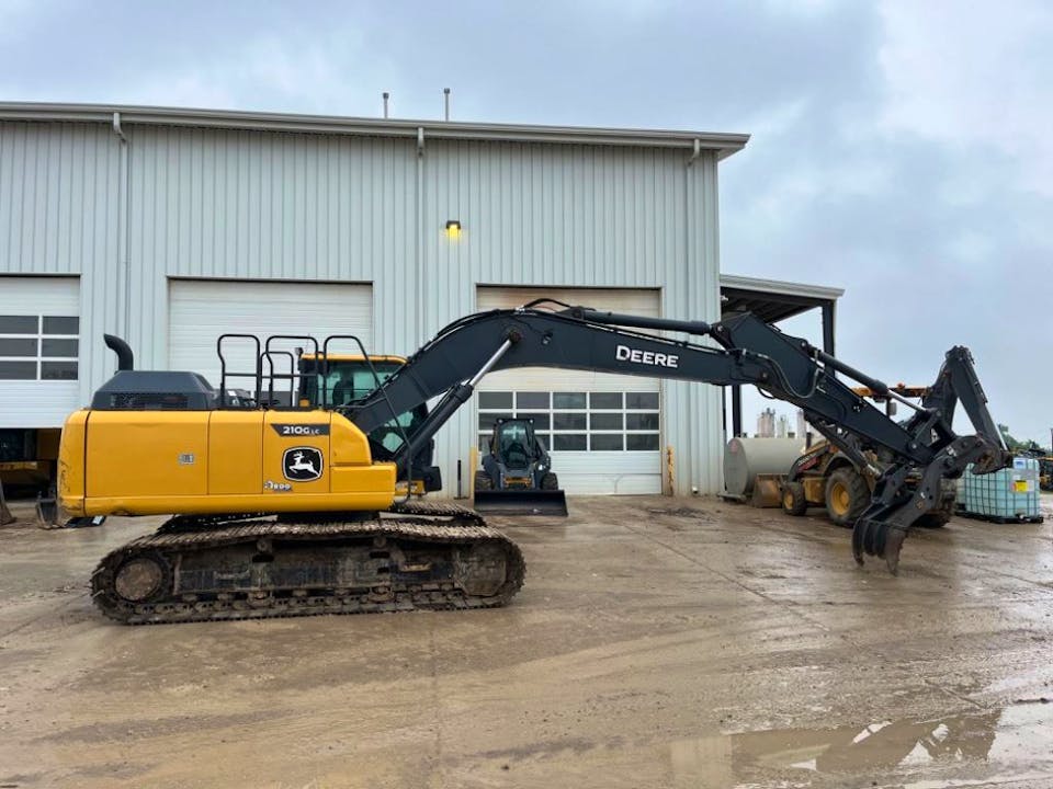John Deere 210GLC